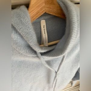 Aritzia cashmere hoodie. Pale blue. Size small. Excellent condition.